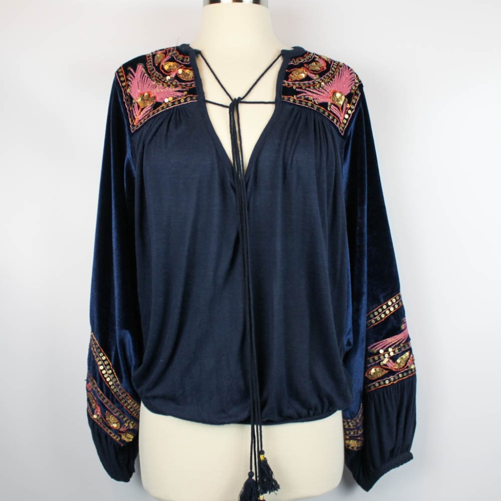 Free People | Velvet Embellished Long Sleeve sz XS